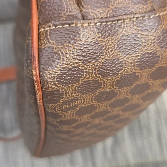 * GUC * Vintage Celine * - Picture 5 of 17